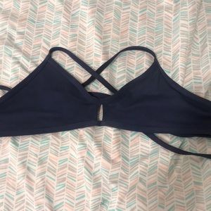Jolyn vent bikini top